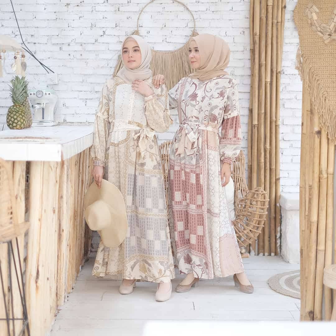 pakaian jadi Custom